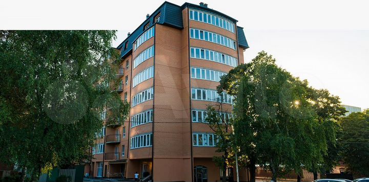 2-к. квартира, 79,6 м², 4/8 эт.