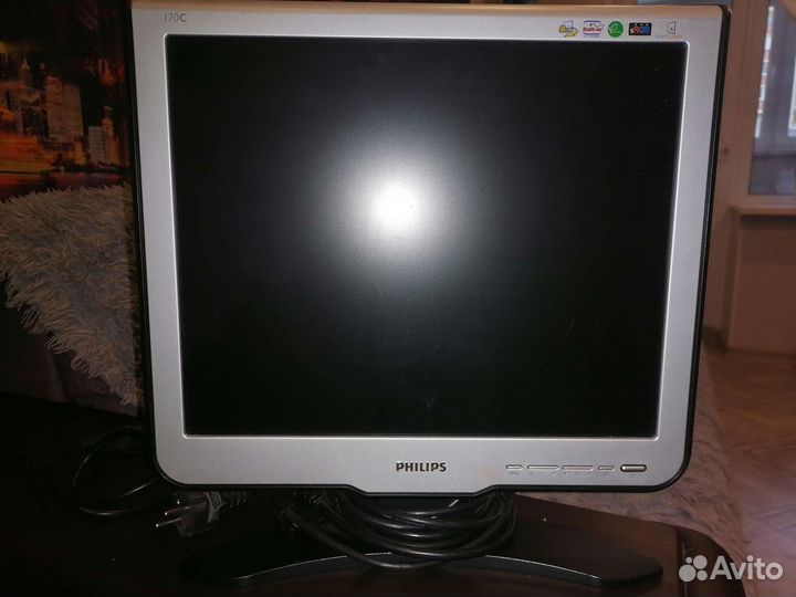 Монитор Philips