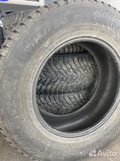 Nokian Tyres Hakkapeliitta 8 SUV 285/60 R18 116T