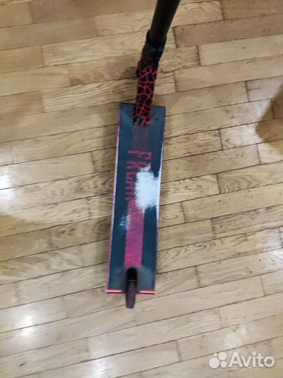 Трюковой самокат