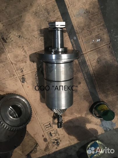 Вал вертикальный 017.10.61.400