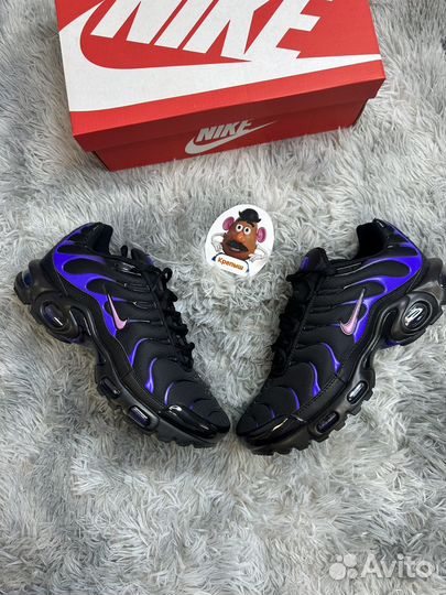 Кроссовик Nike air max tn plus pur