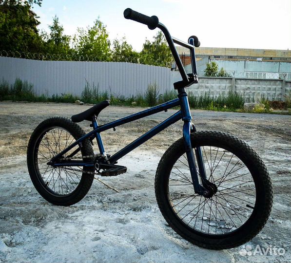 Трюковой велосипед bmx (бмх бейм)