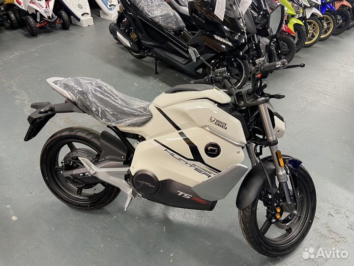 Электромотоцикл super soco TS street hunter PRO