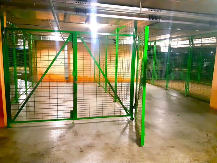 Машиноместо, 18 м²