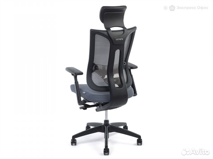 Кресло для руководителя Schairs Tone M01B