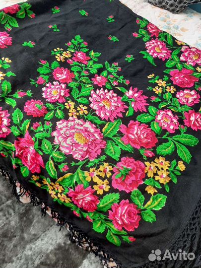 Шаль павловопассад