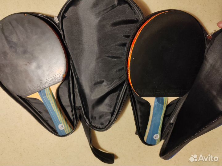 2 Ракетки для пинг-понга в чехлах с шариками