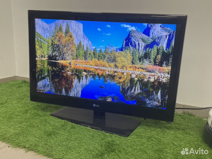 Телевизор LG 32LE5500