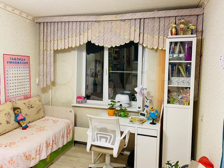 2-к. квартира, 53 м², 3/12 эт.