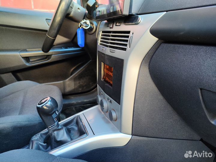 Android +рамка для бк для Opel Astra H, есть Teyes