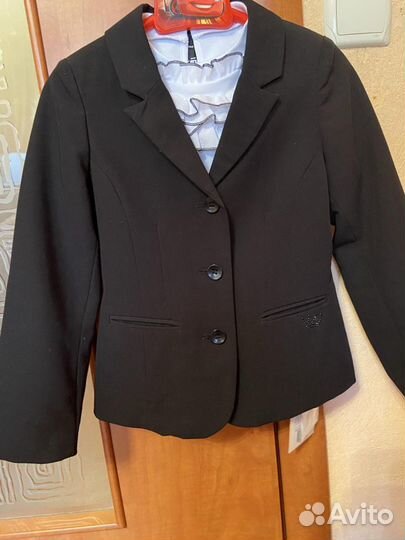 Школьная форма чёрная на девочку 122