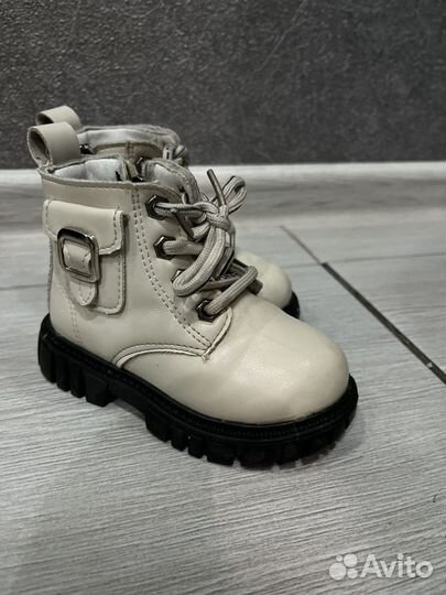 Ботинки для девочки