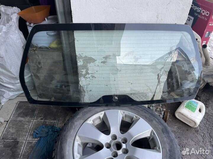 Стекло пятой двери субару форестер