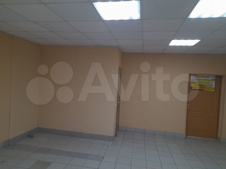 Торговая площадь, 47 м²