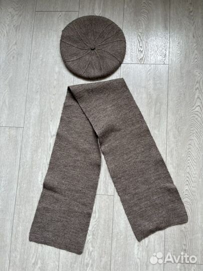 Головные уборы женские демисезонный