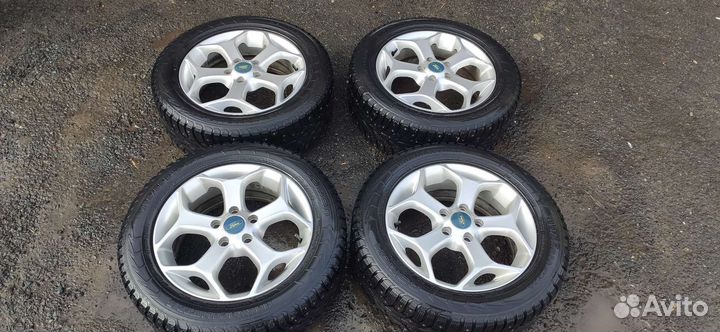 R16 Nokian Tyres Hakkapeliitta 5 215/55, PCD 5x108 DIA 63.3