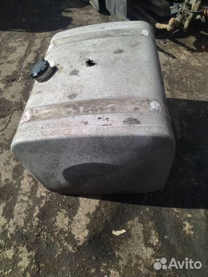 Топливный бак MAN TGX 2008