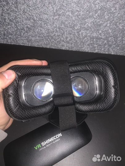 Очки виртуальной реальности для телефона