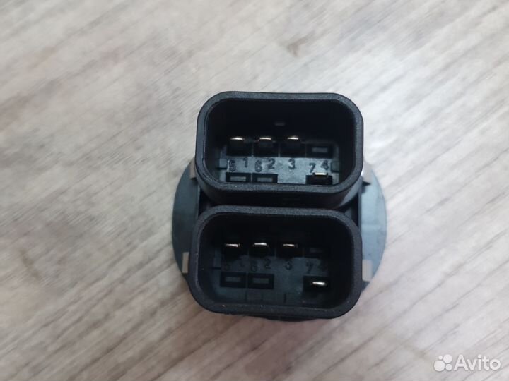 Блок кнопок стеклоподьемника ford fusion fiesta