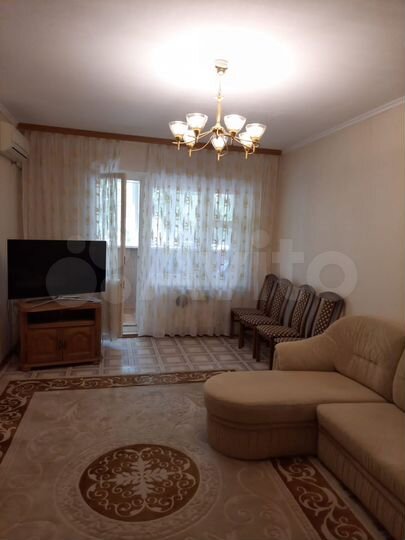 3-к. квартира, 72 м², 1/9 эт.