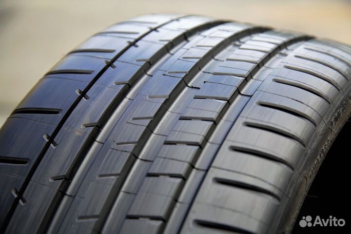Michelin Pilot Sport 4 S 245/45 R20