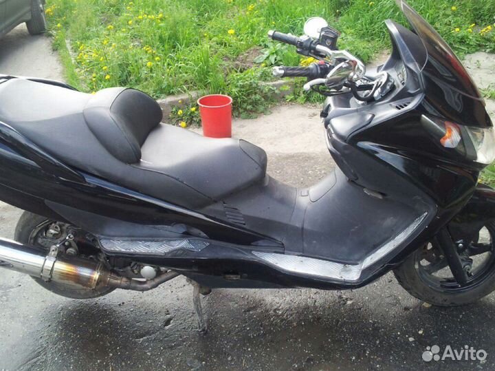 Продаётся японский мотоцикл Suzuki Sky Wave 400