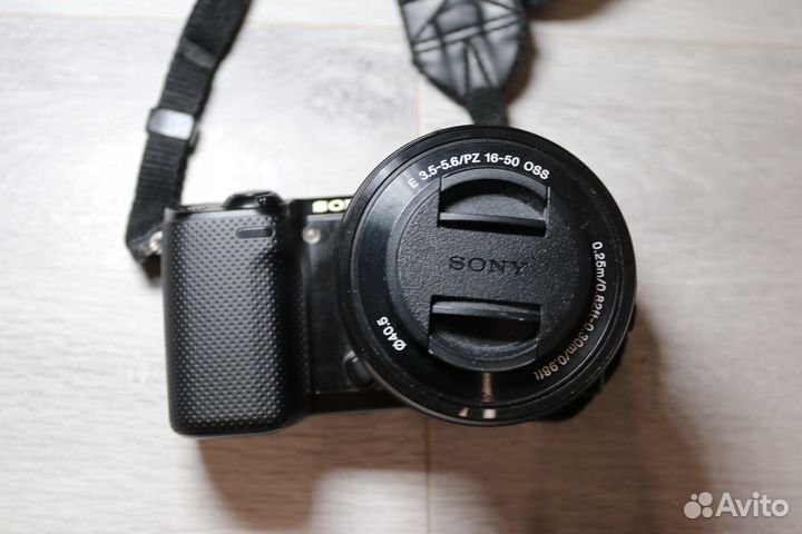 Продам фотоаппарат Sony NEX-5R