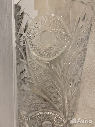 Хрустальная ваза напольная