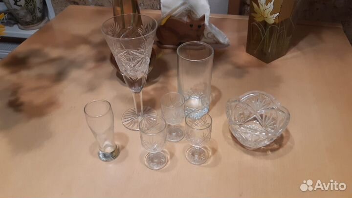 Рюмки, бокалы, салатник