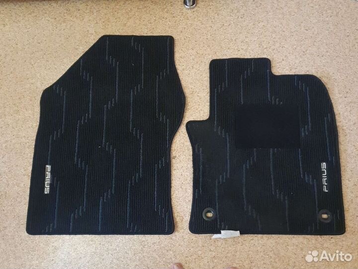 Автомобильные коврики текстильные