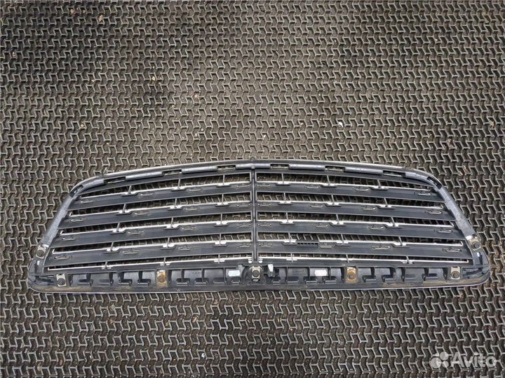 Решетка радиатора Mercedes S W221, 2007