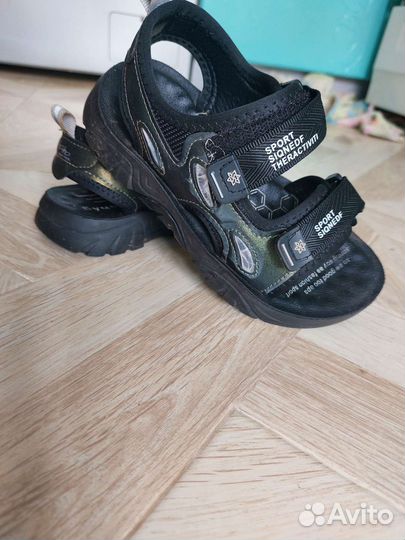 Сандали детские