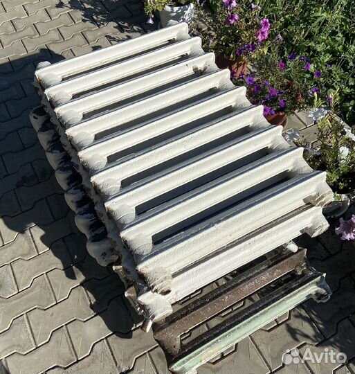 Батарея чугунная (радиатор отопления)