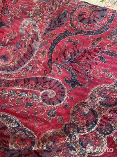 Шарфы и палантины