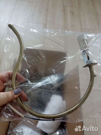 Люстра новая