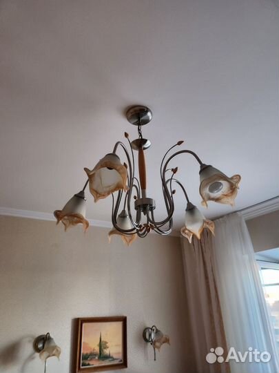 Люстра и бра