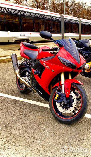 Продаю Ямаха YZF-R6 юбилейная версия