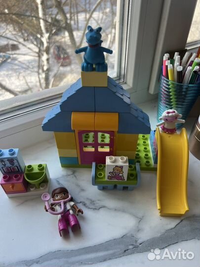 Lego duplo 10606 двор клиники доктора Плюшевой