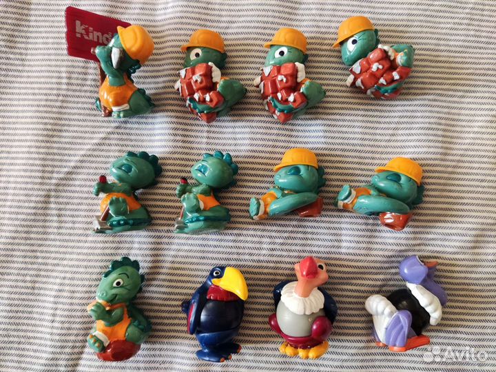 Игрушки фигурки Киндер Ландрин 1990-2010е разные