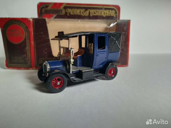 Y-28 Unic Taxi Matchbox 1:43