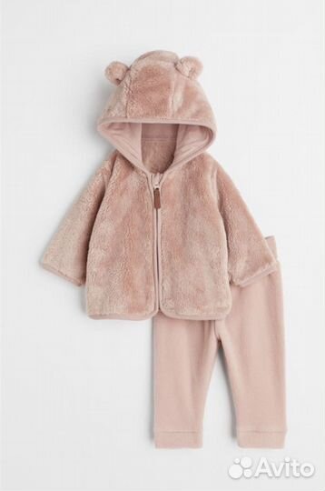 Пакет одежды на девочку новое HM 50