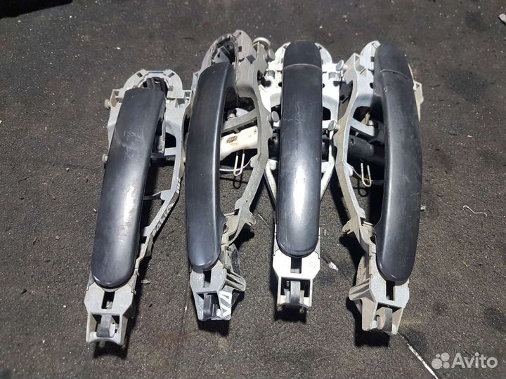 Ручка двери skoda fabia 2