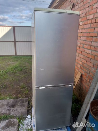 Холодильник на запчасти