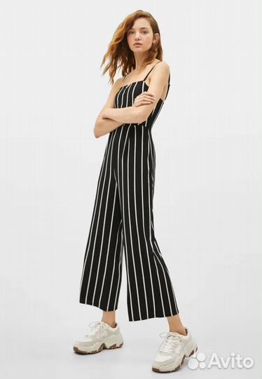 Комбинезон женский Bershka 42-44р