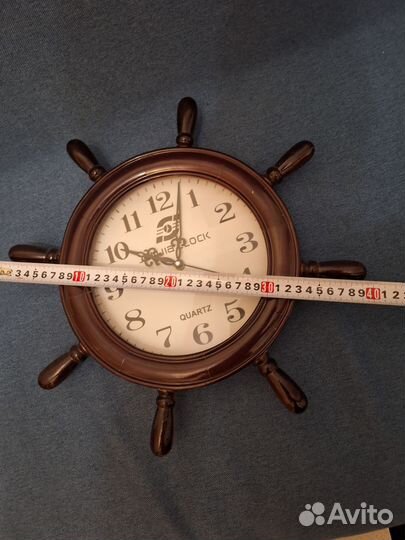 Часы настенные деревянные