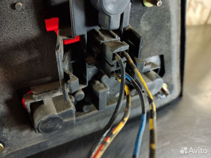 Фонарь задний правый Saab Saab 9-5 1998-2002