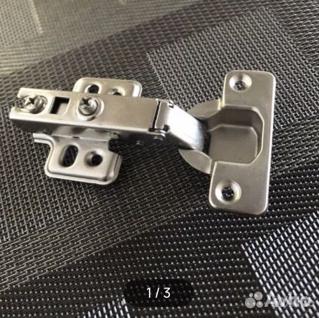 Петля мебельная с доводчиком