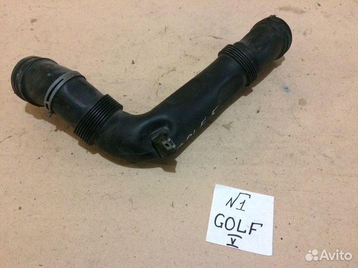 Патрубок воздушного фильтра VW Golf 5 2.0 FSI