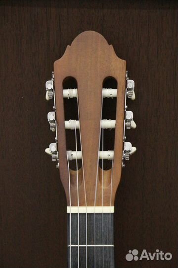 Классическая гитара 4\4